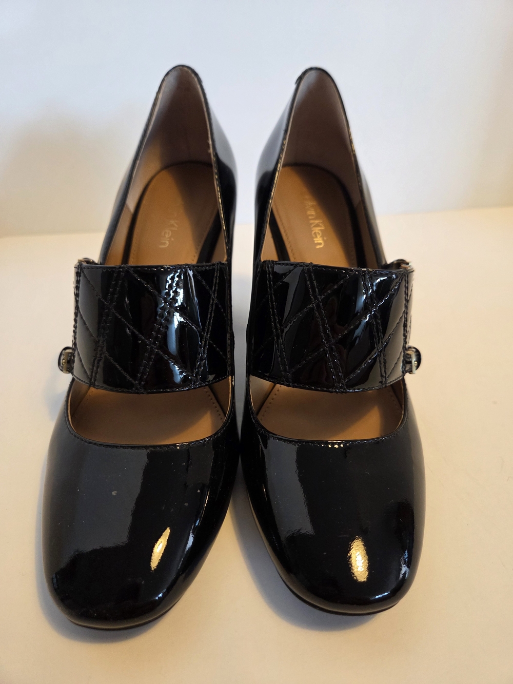 Calvin Klein Casilla Patent Black Pumps Size 7.5M - Picture 5 of 9